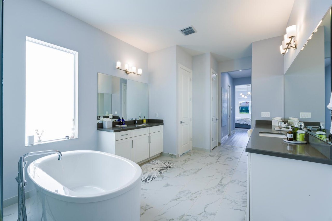 12484 Nautilus Circle 