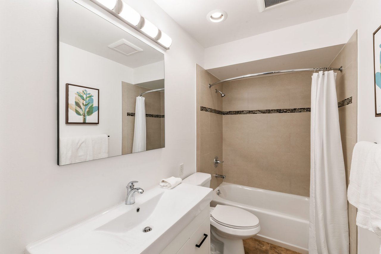 266-B Red Rock Way