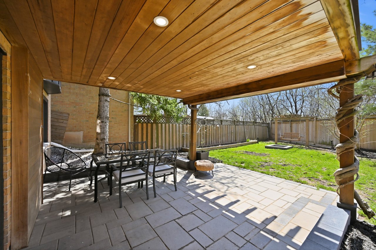 1181 Potters Wheel Cres, Oakville