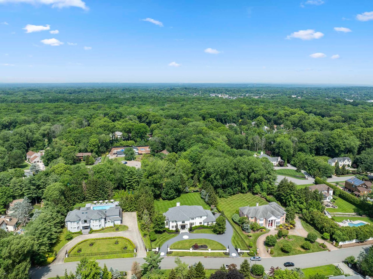 85 Sherwood Rd