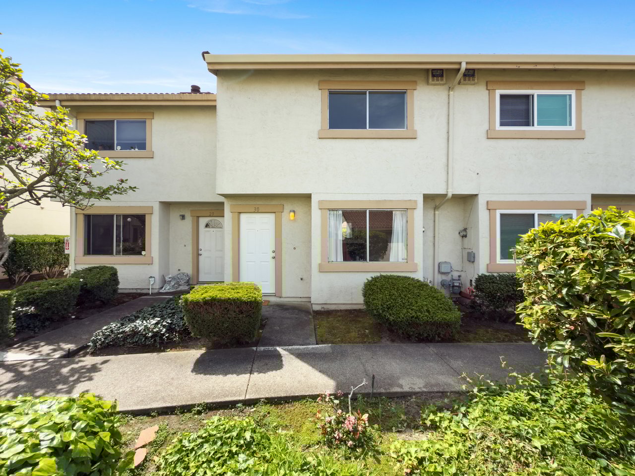 30 Sheffield Ct