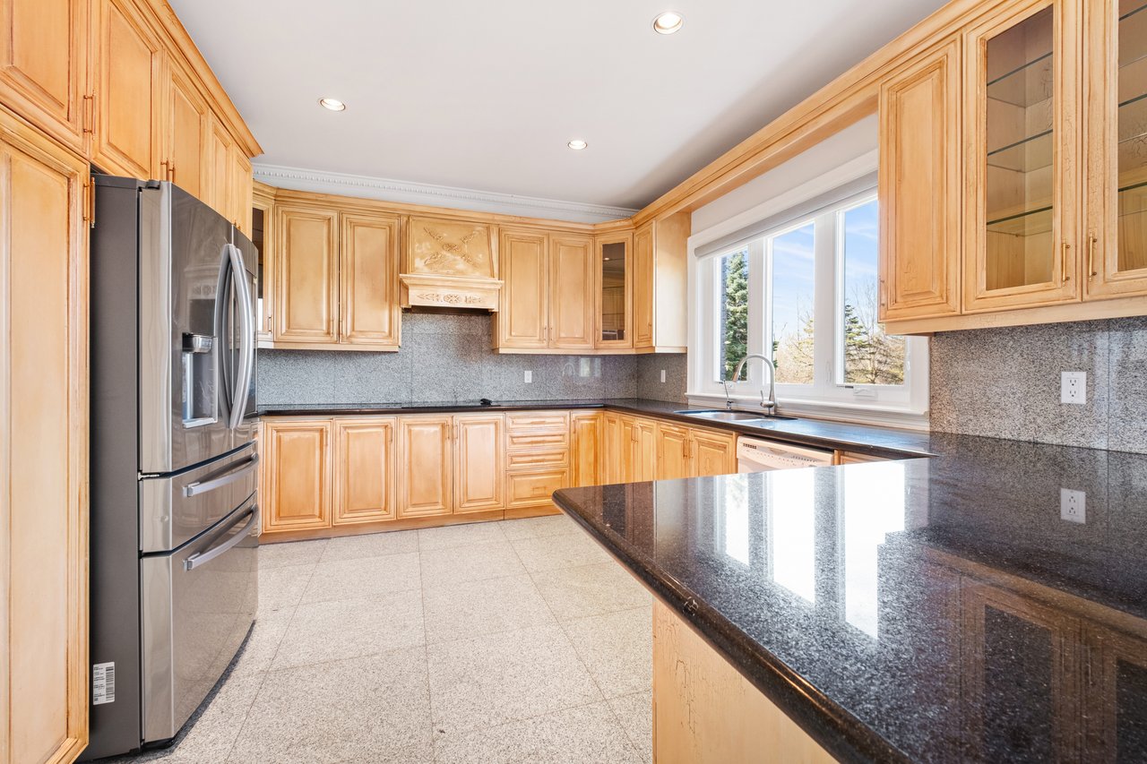 19 Logan Crt 