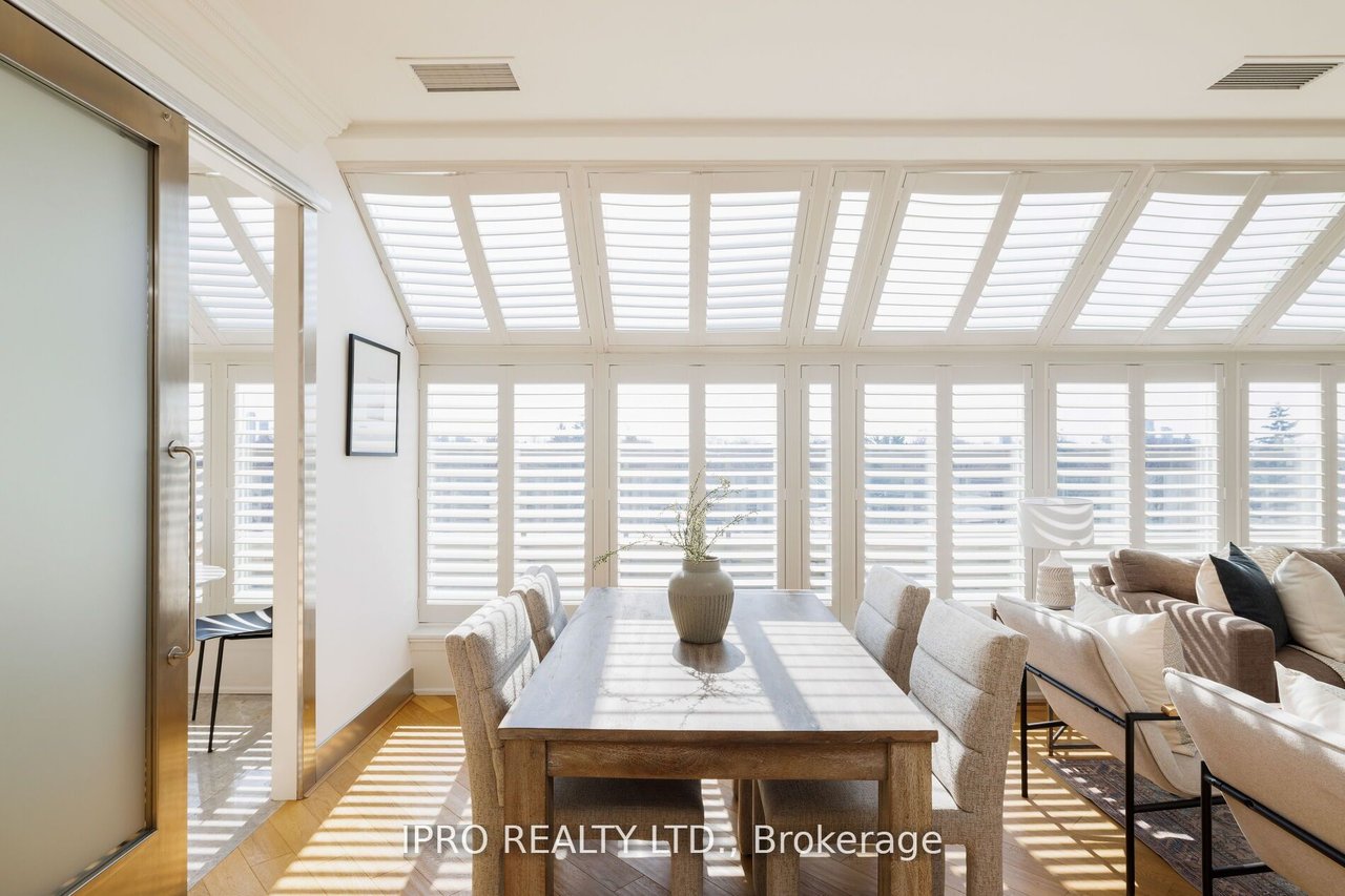 BOUTIQUE LIVING 