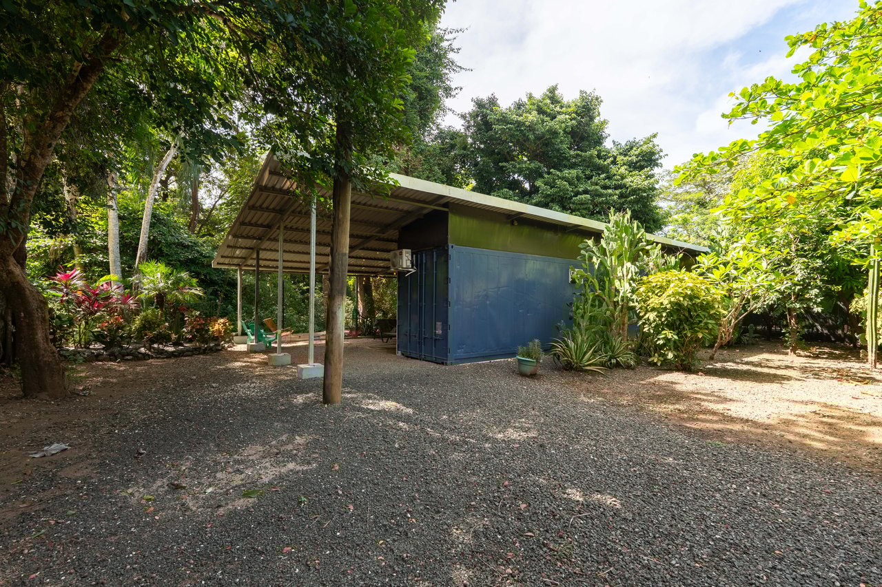 Casa Lemonpaloosa | Very Private Container Home!