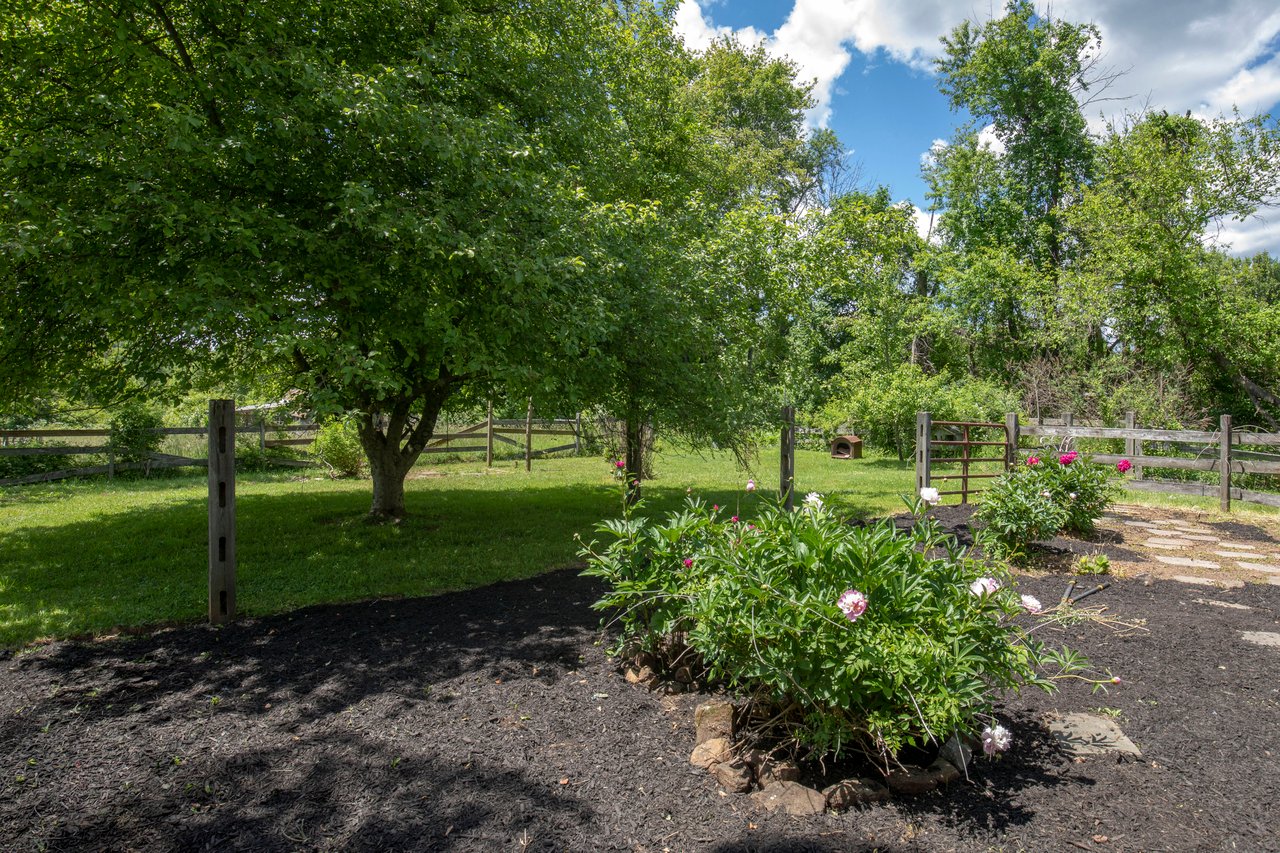 13 Farmersville Rd