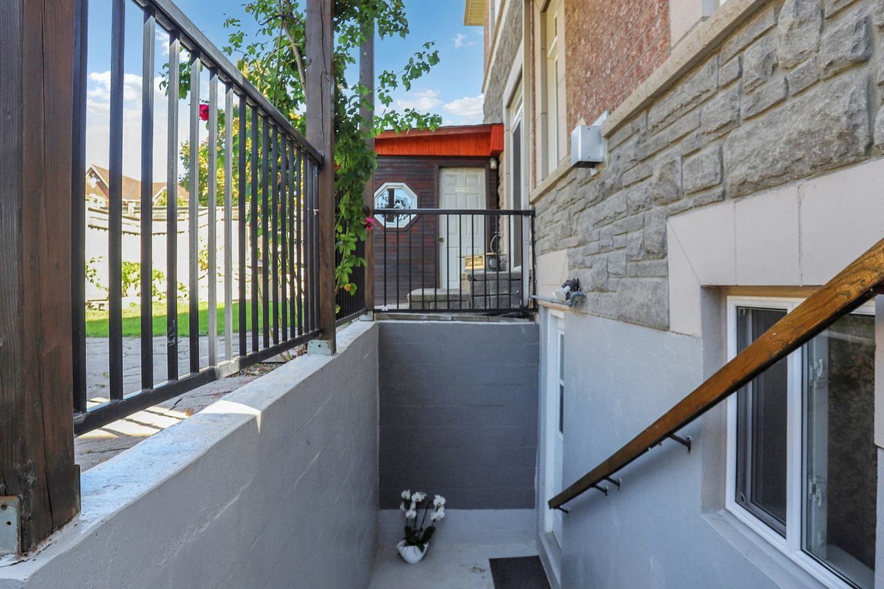 120 Valley Vista Drive