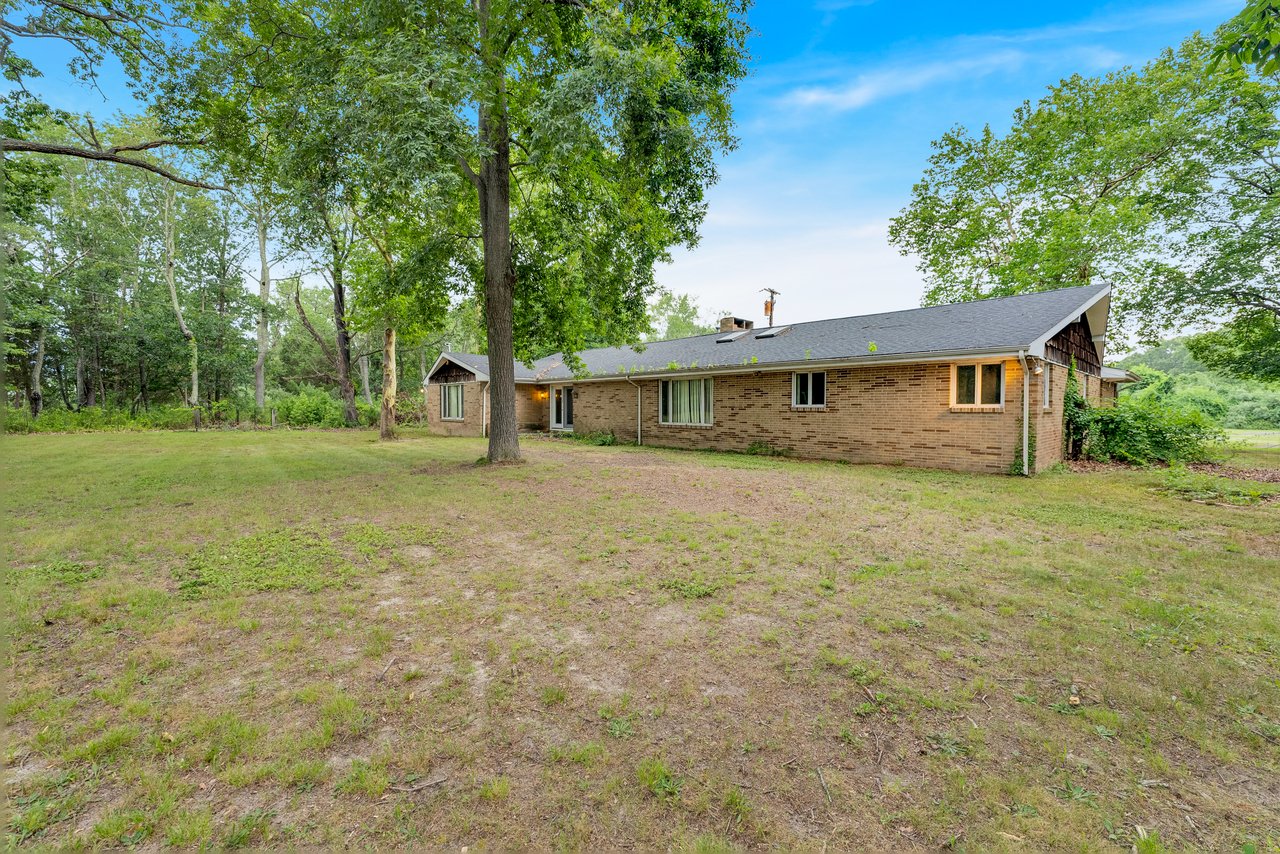 3042 S BLACK HORSE PK