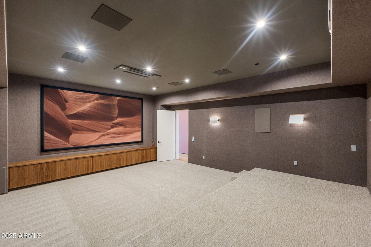 3700 E CAMINO SIN NOMBRE