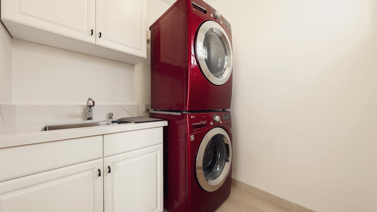 1040 4th St Unit: 405, Santa Monica 