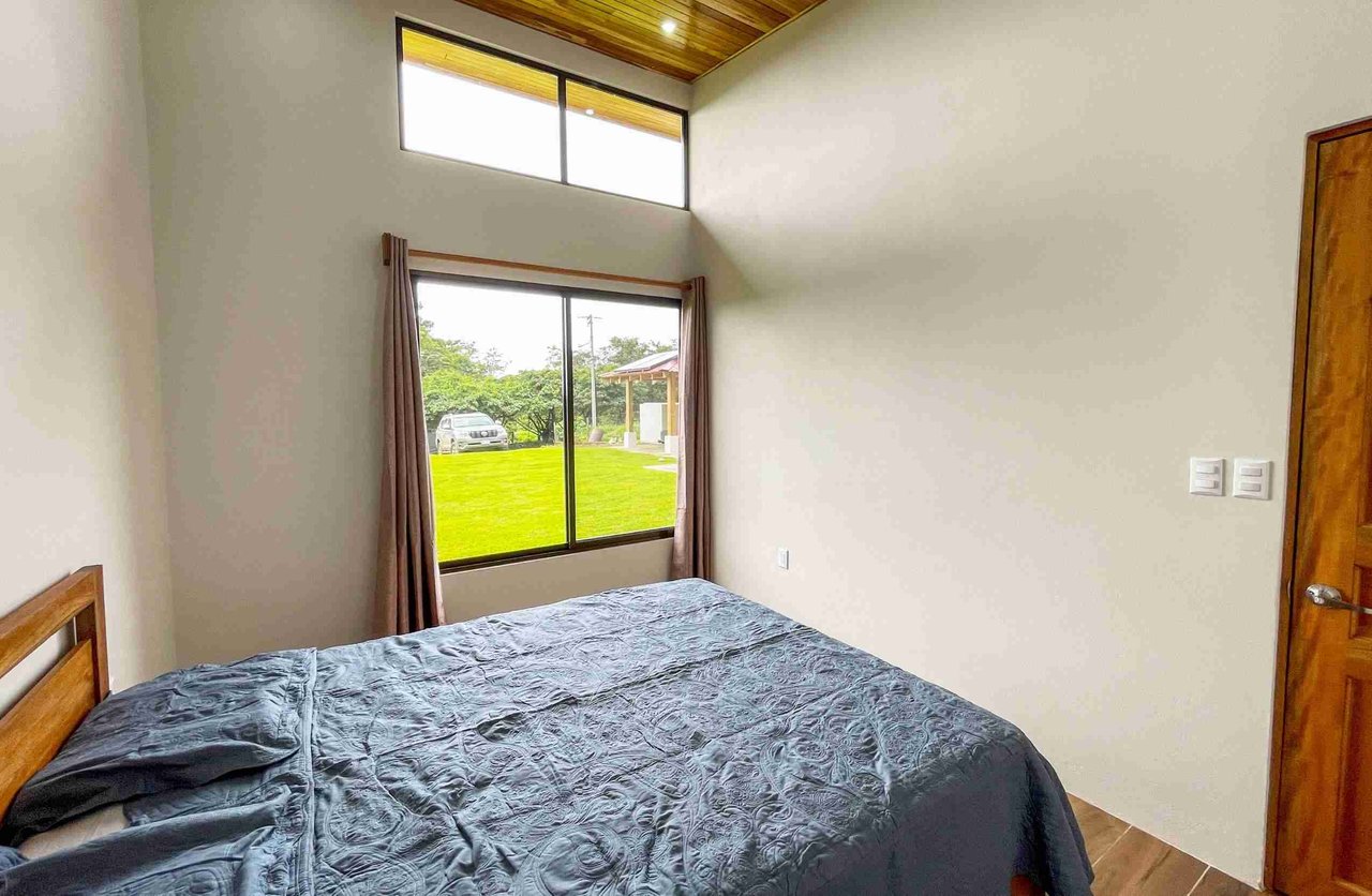 Brand-New Easy-Access 2-Bedroom Home with Big Pool & Peaceful Terraza on Calle Cascada in Ojochal Costa Rica