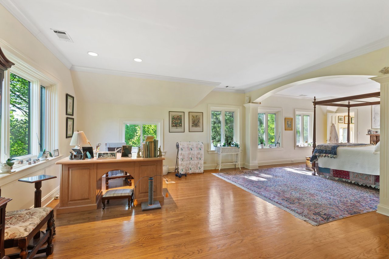 283 West Laurel Ave