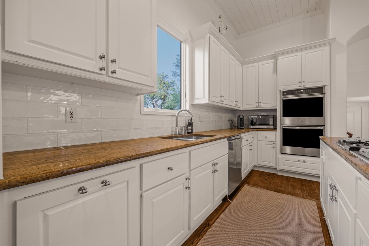 Timeless Luxury in Tarrytown 