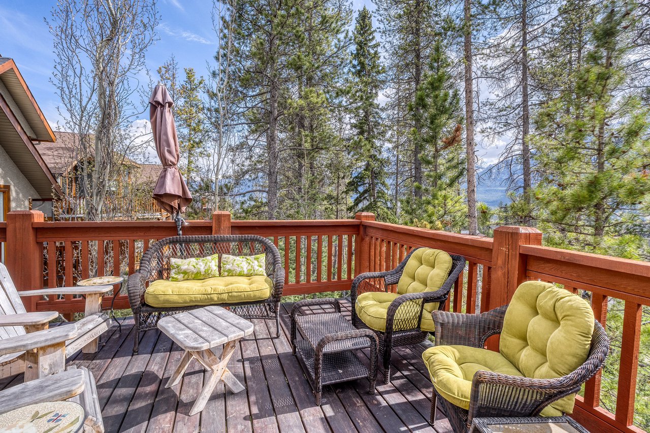 369 Eagle Heights
