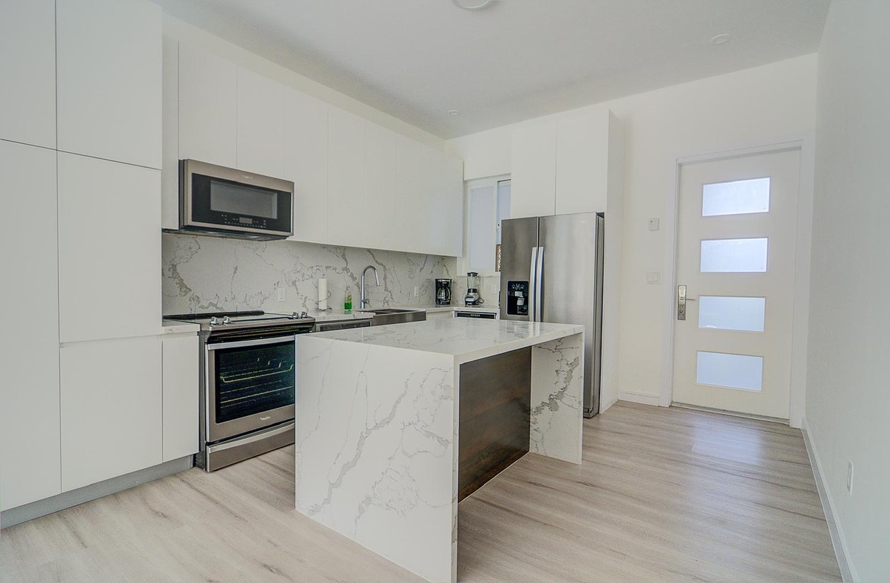 Stunning 1 Bedroom With Ocean View