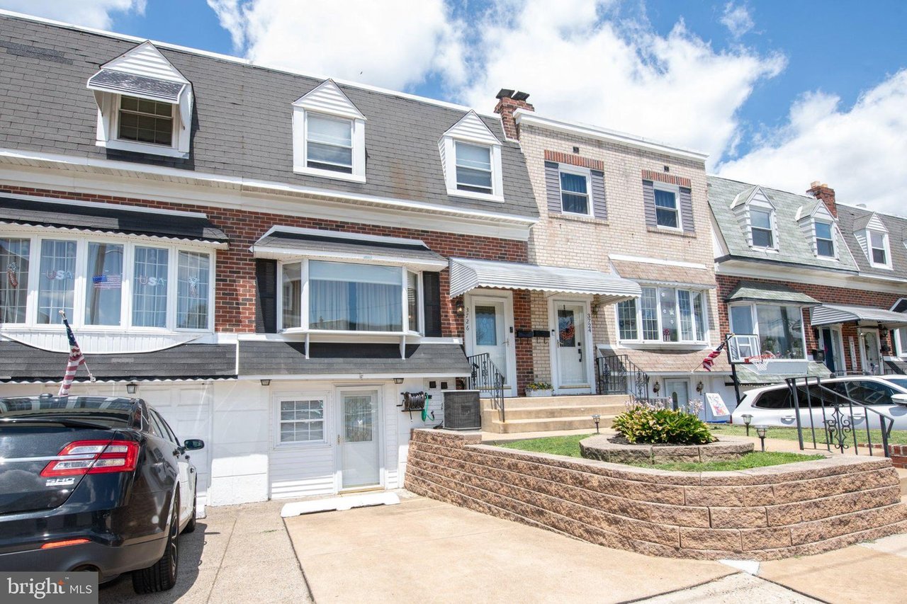 3726 Westhampton Dr Northeast Philadelphia