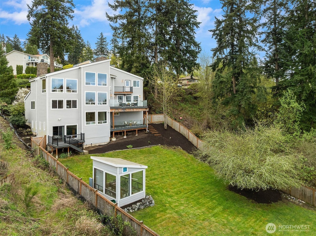 10612 MacArthur Lane, Mukilteo