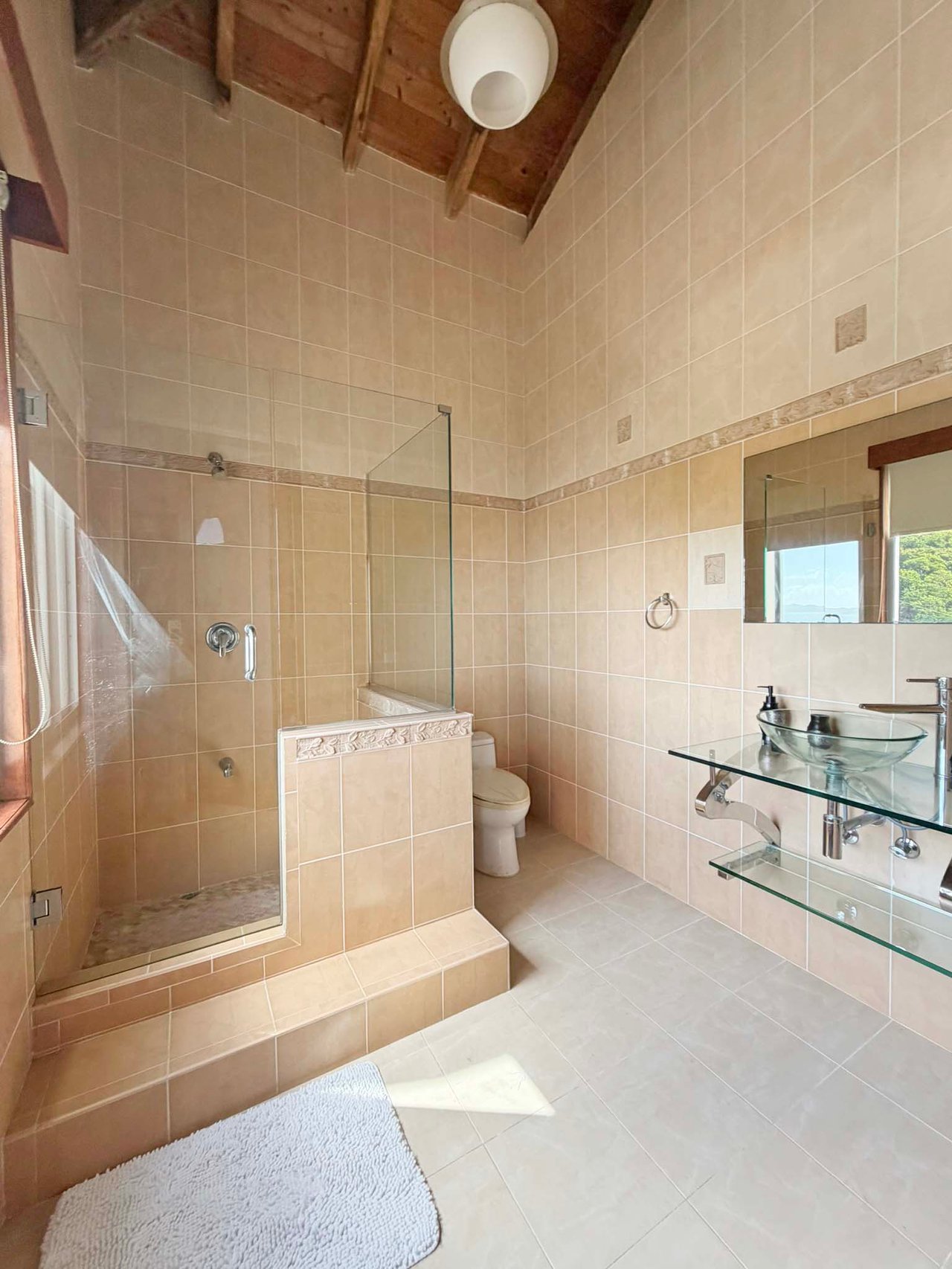 565 Parham Town 7 Bedroom Villa