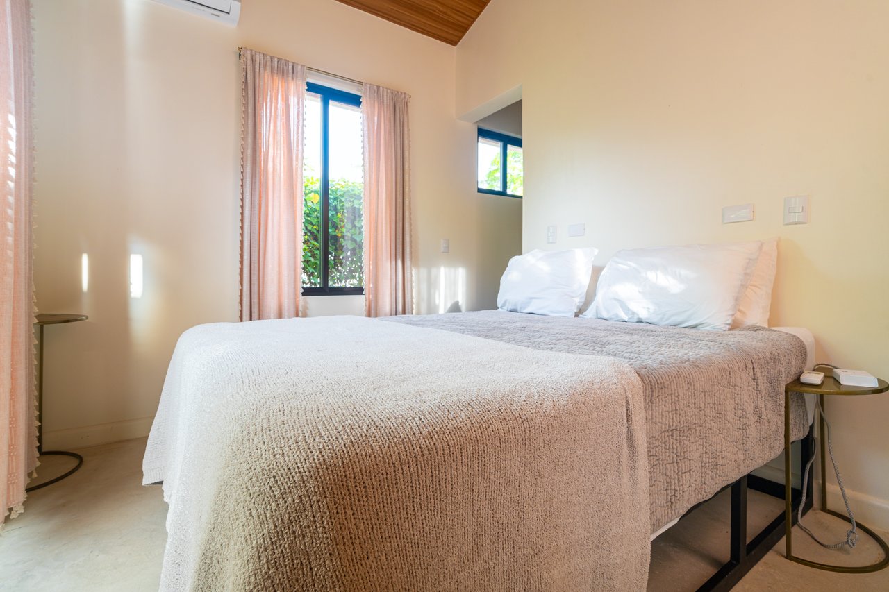 Income Ready Boutique Investment near Whale's Tail Beach