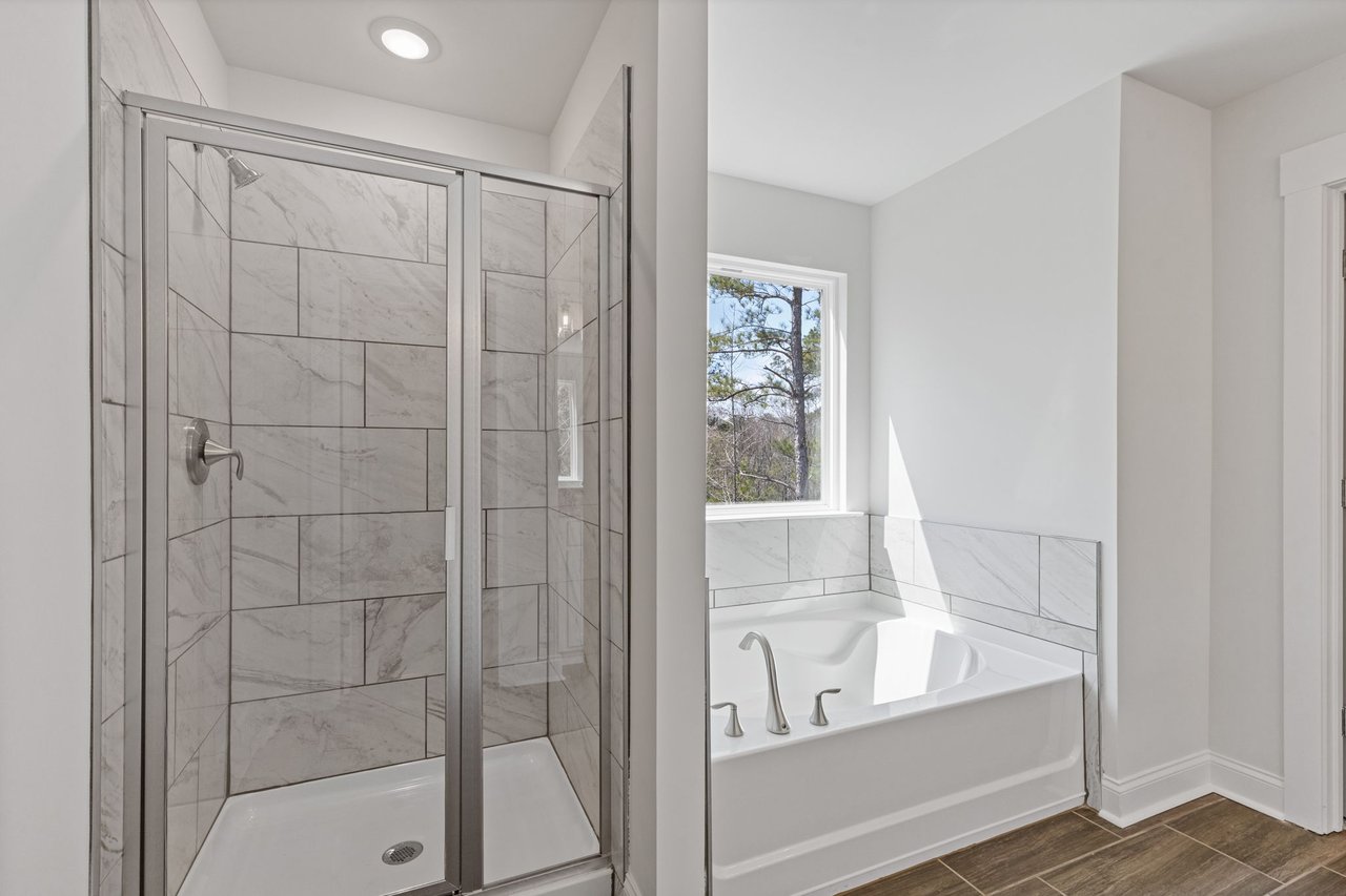 78 Radiant Ct