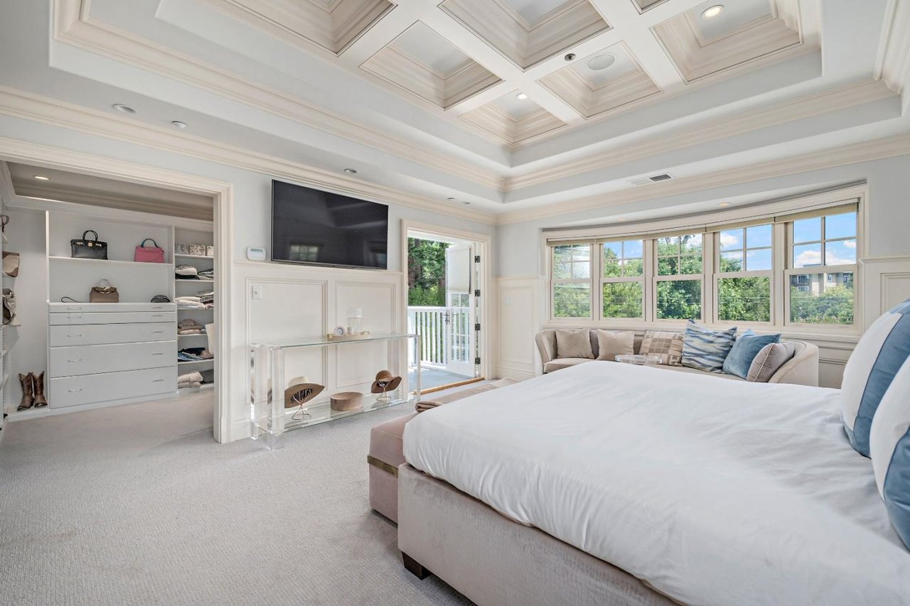 1795 Bay Laurel Dr