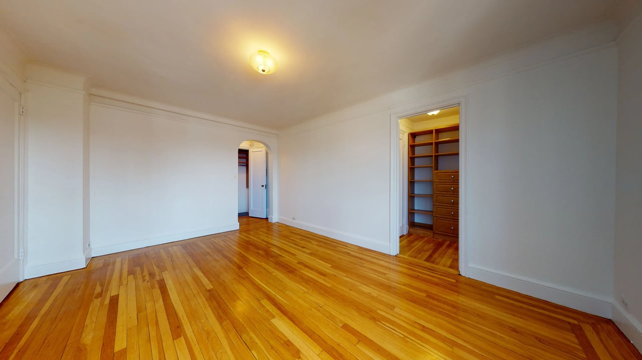 1 Christopher St, #16B