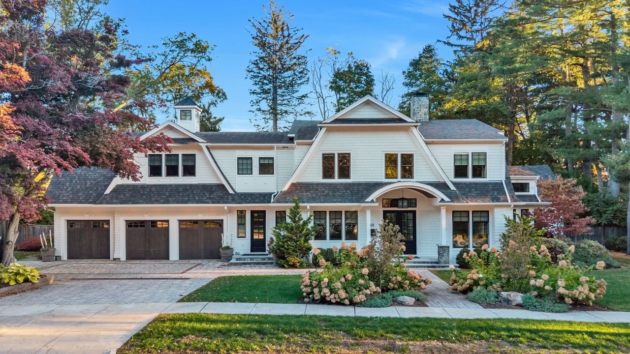 48 Country Club Road