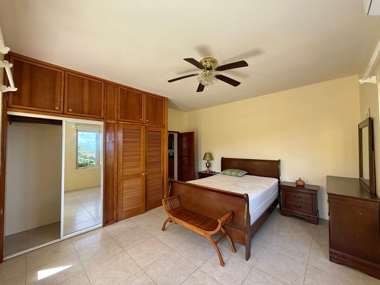 1092 Anderson Estate 2 Bedroom Apartment