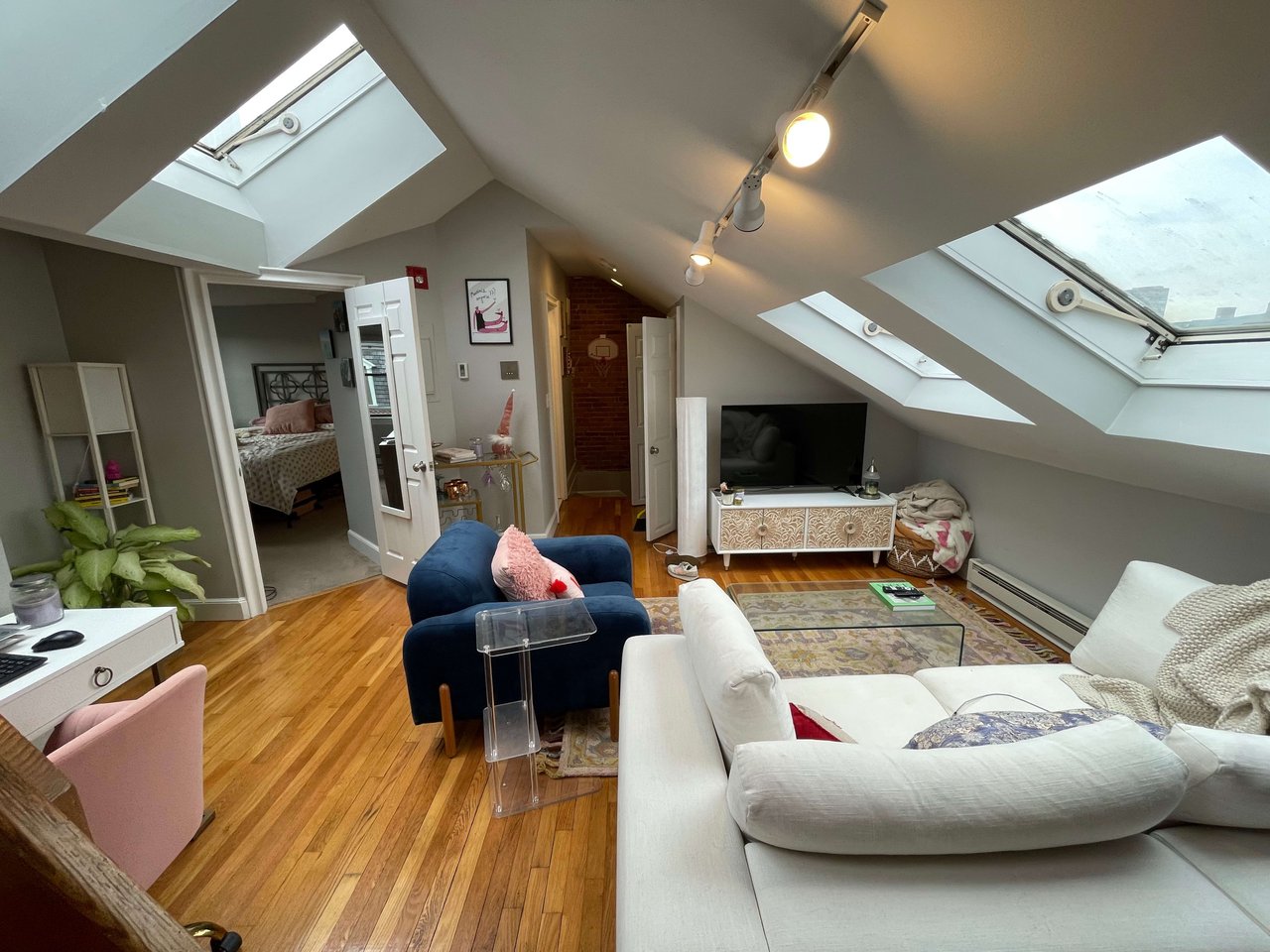Unique Penthouse 1 bed w/ 2 Decks, exposed brick and laundry in unit! 