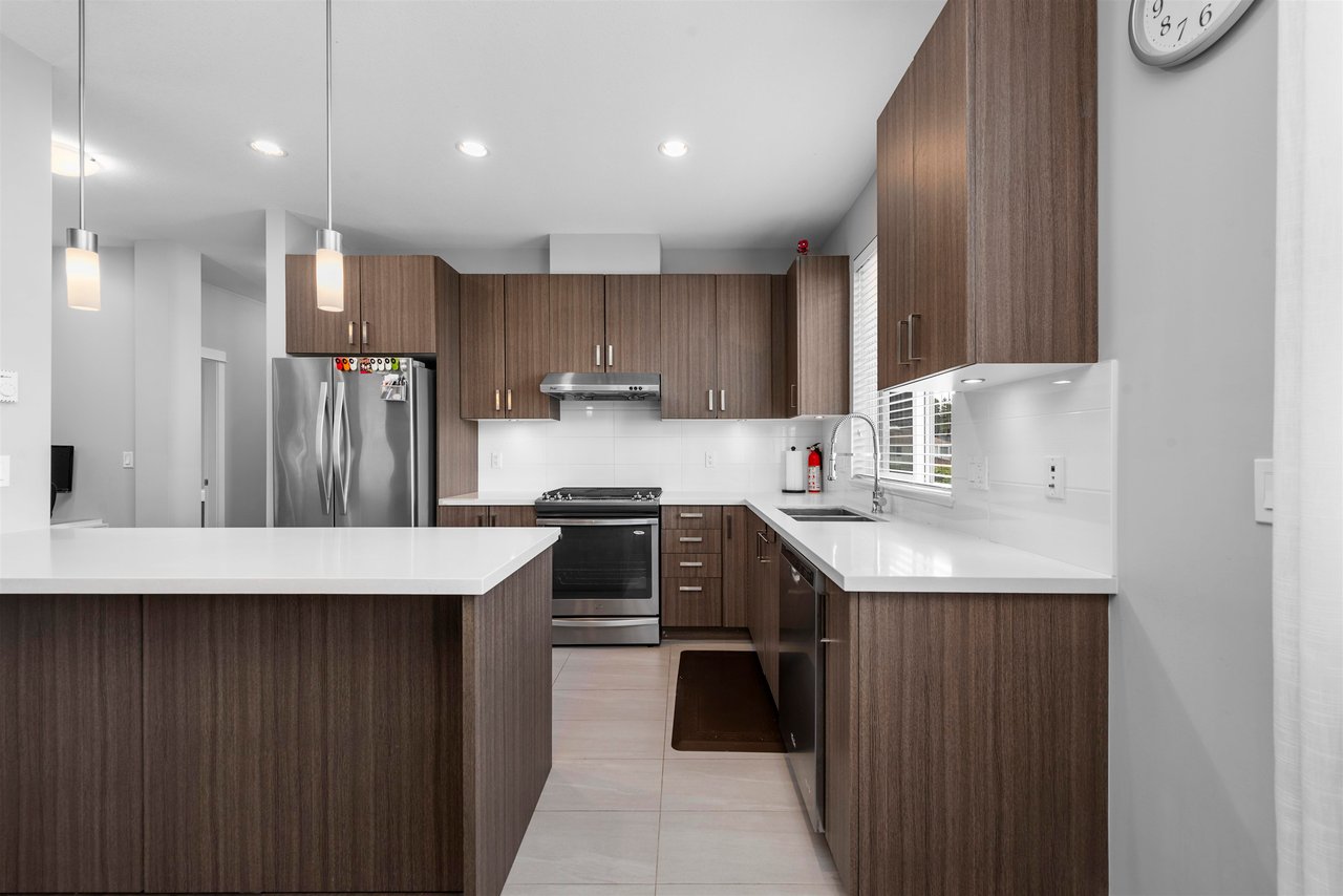 9-7180 Gilbert Rd