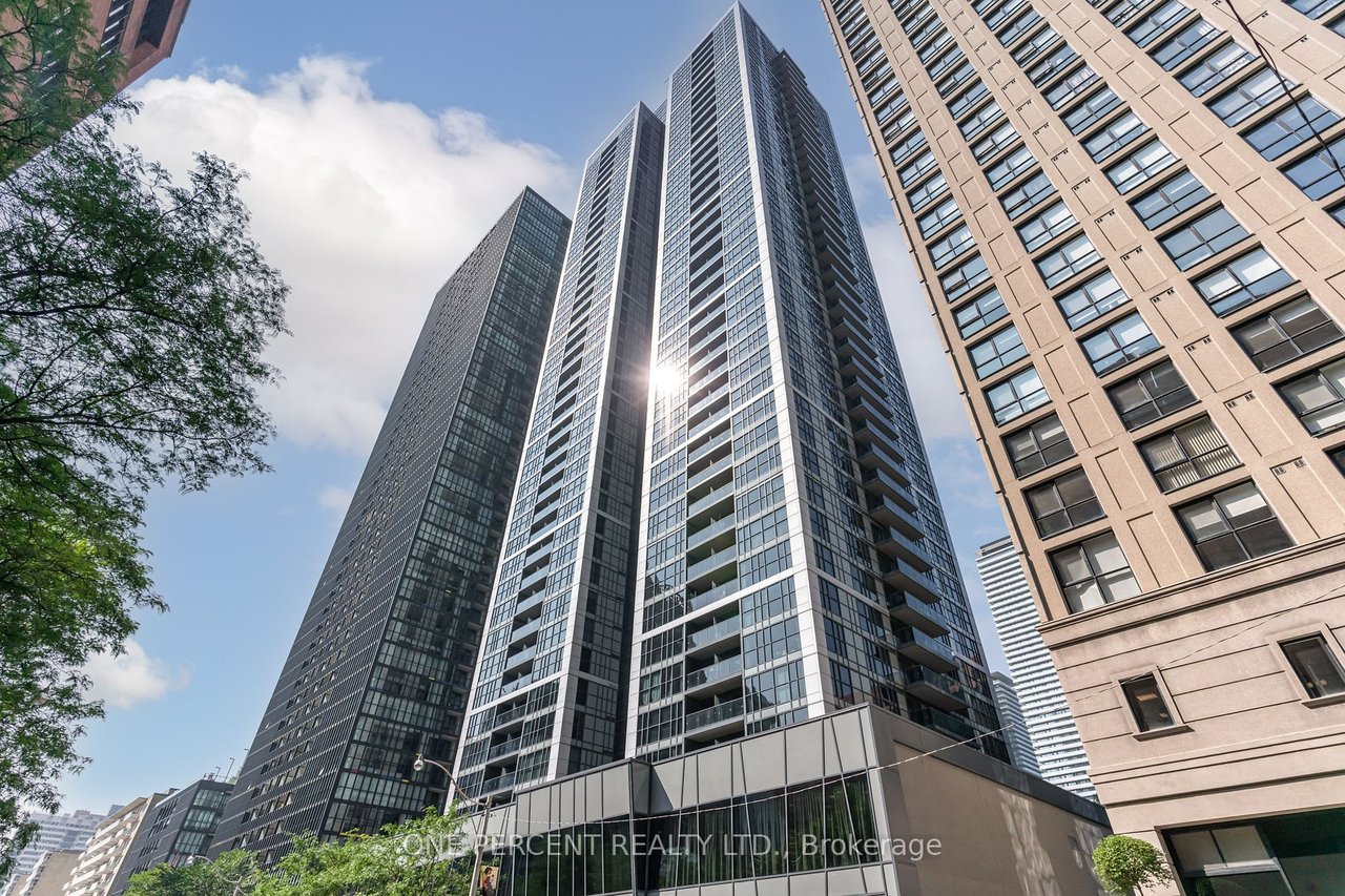 28 Ted Rogers Way 1109