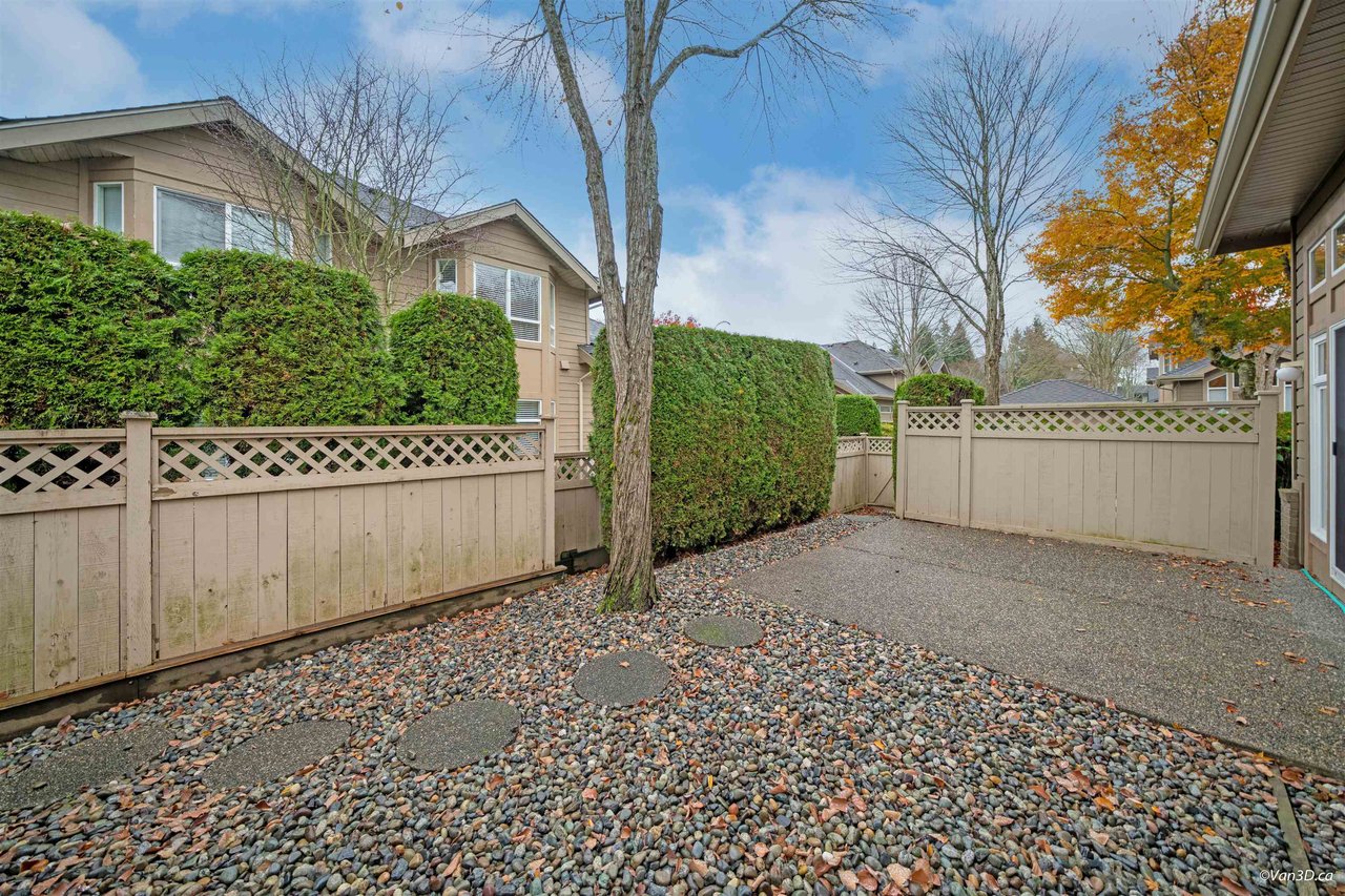 8-15168 22 Ave