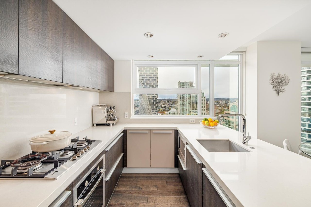 2309-1351 Continental St