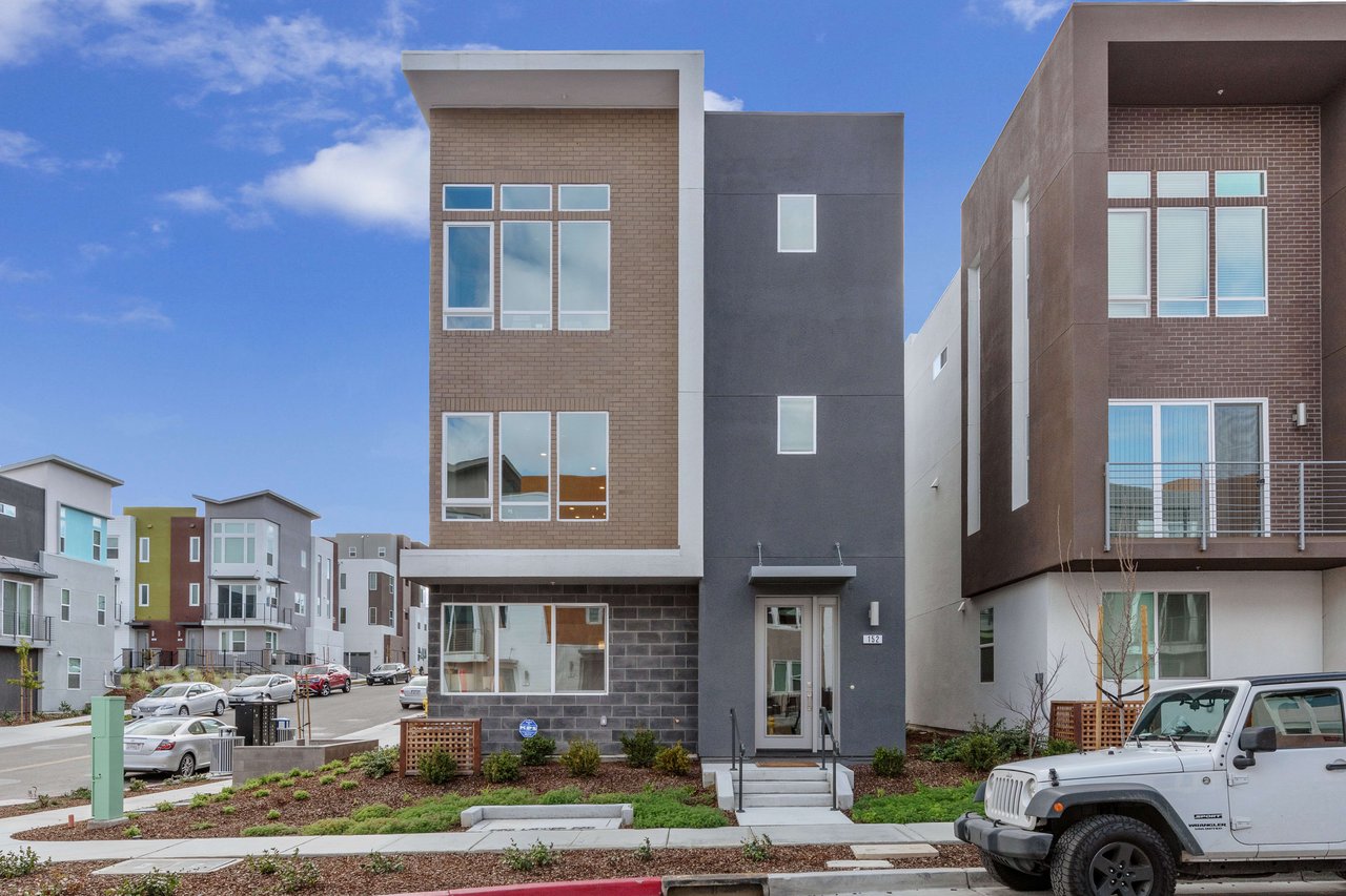 152 Agustin Narvaez St