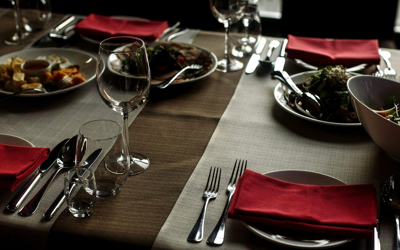 Best Restaurants in Aspen for a Luxe Night Out cover