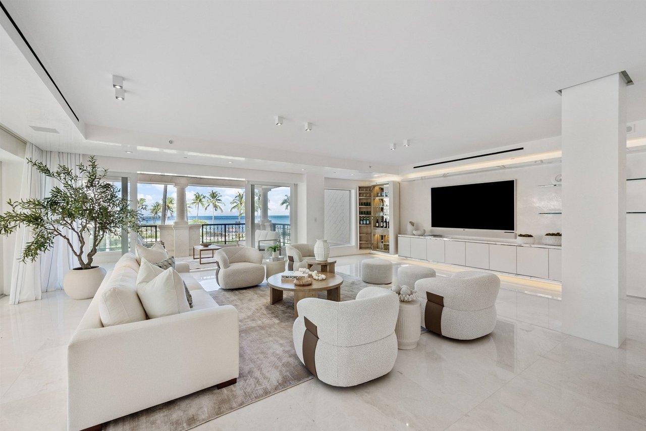 7921 Fisher Island