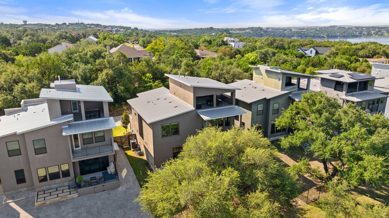 16208 Sydney Carol Ln