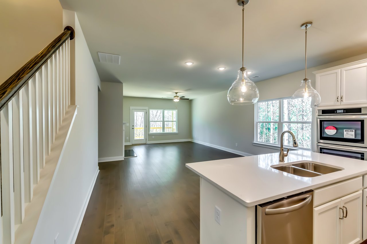 497 Principal Meridian Dr