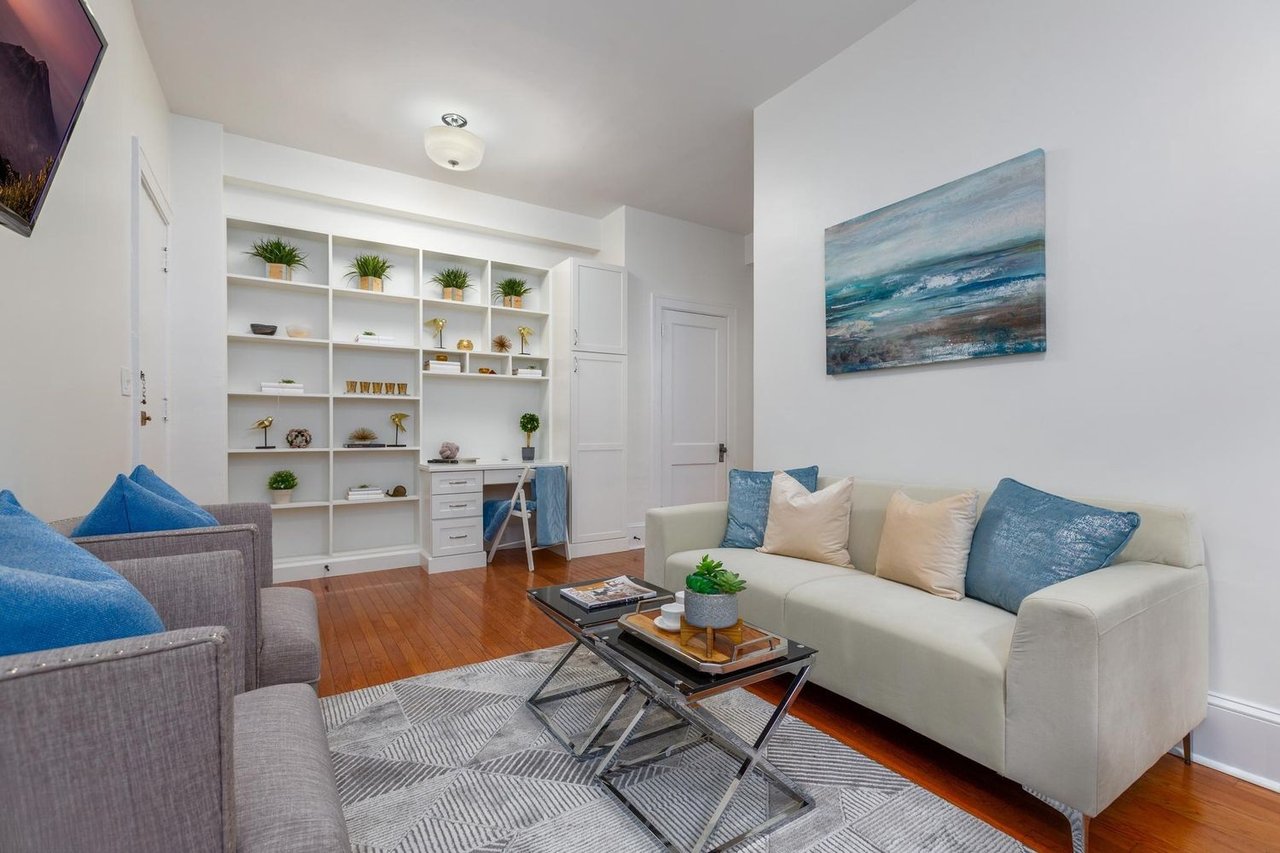 3039 Macomb St NW, Unit 18