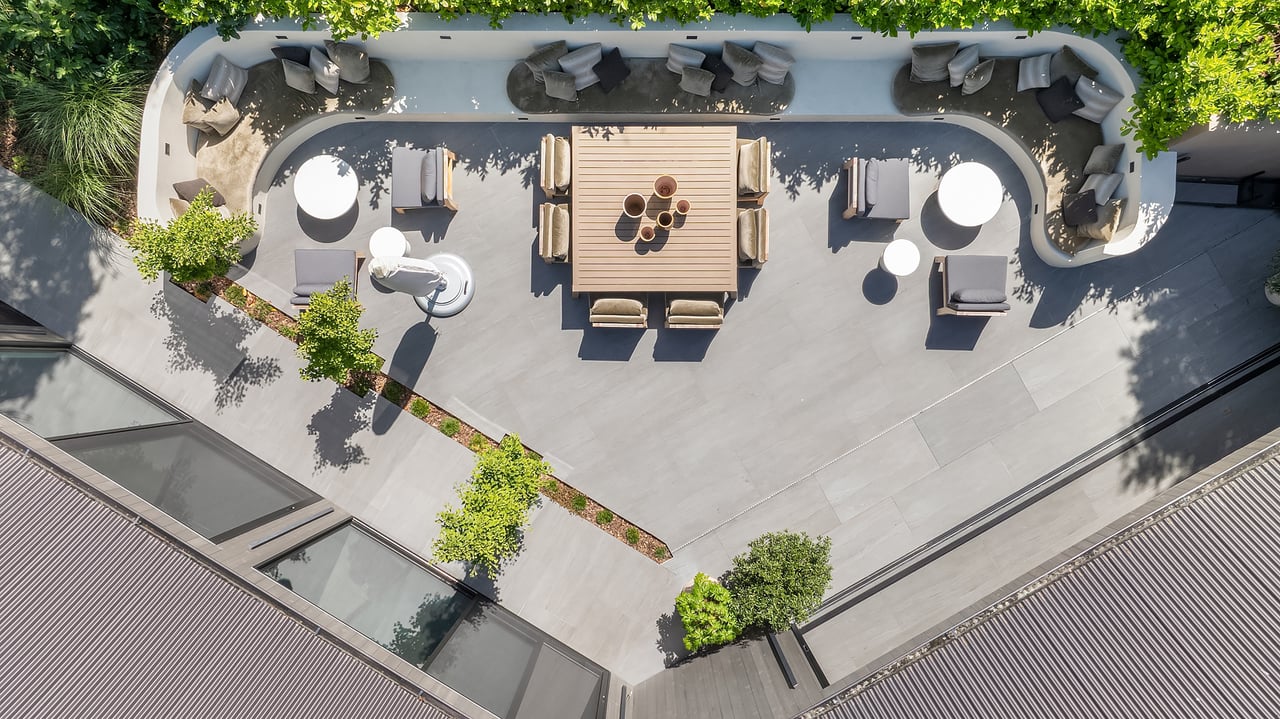 Stylish and Chic - Completed in 2024