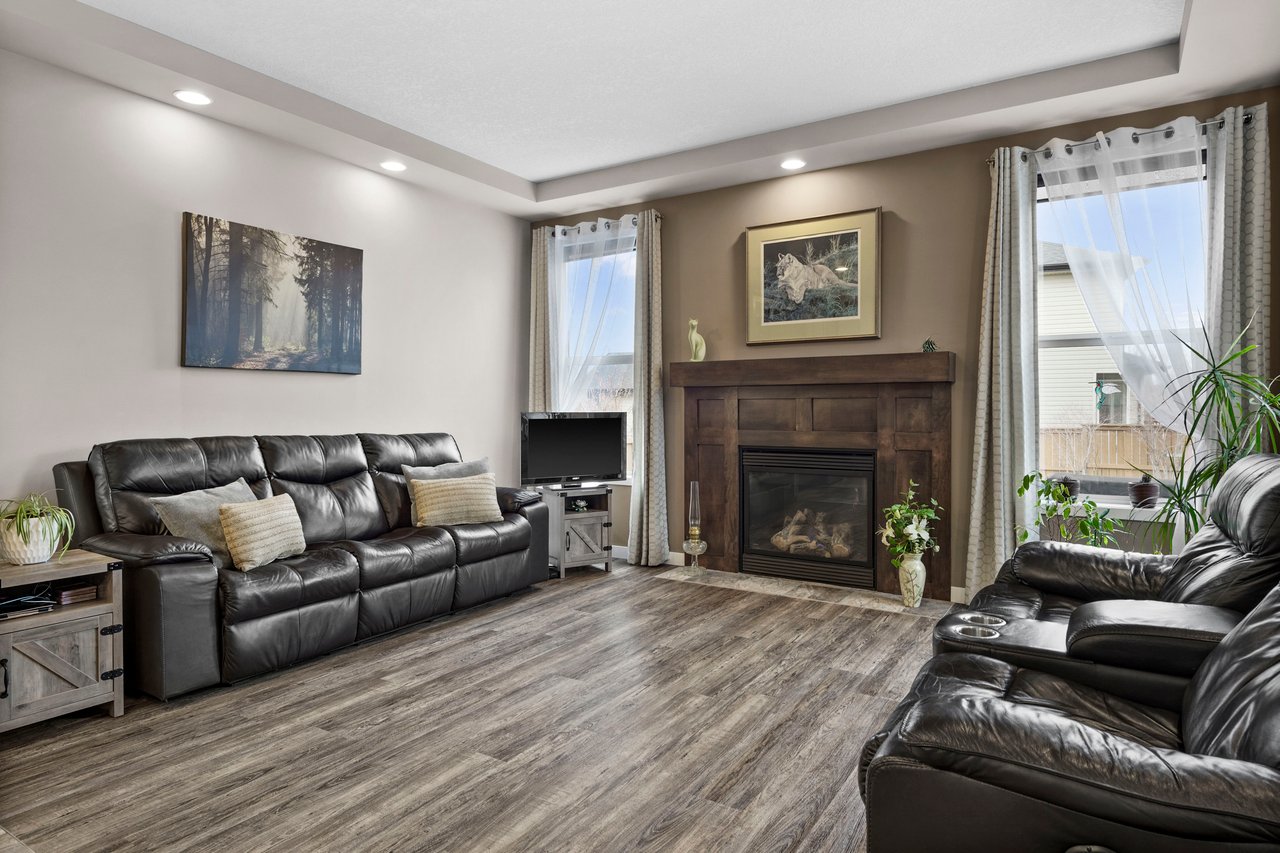 207 Royal Oak Bay NW