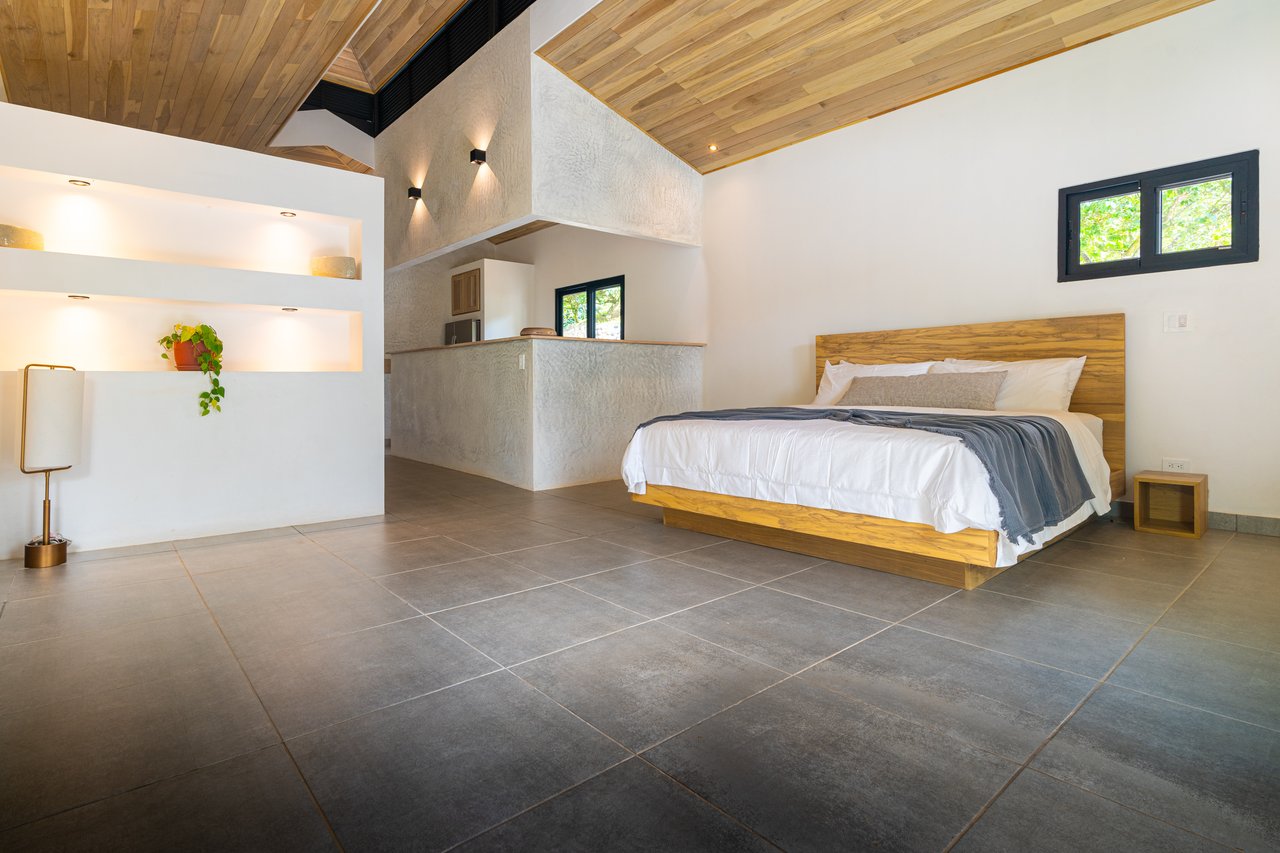 Casa Otra Vida – A Private Jungle Retreat with Ocean Views & Off-Grid Luxury