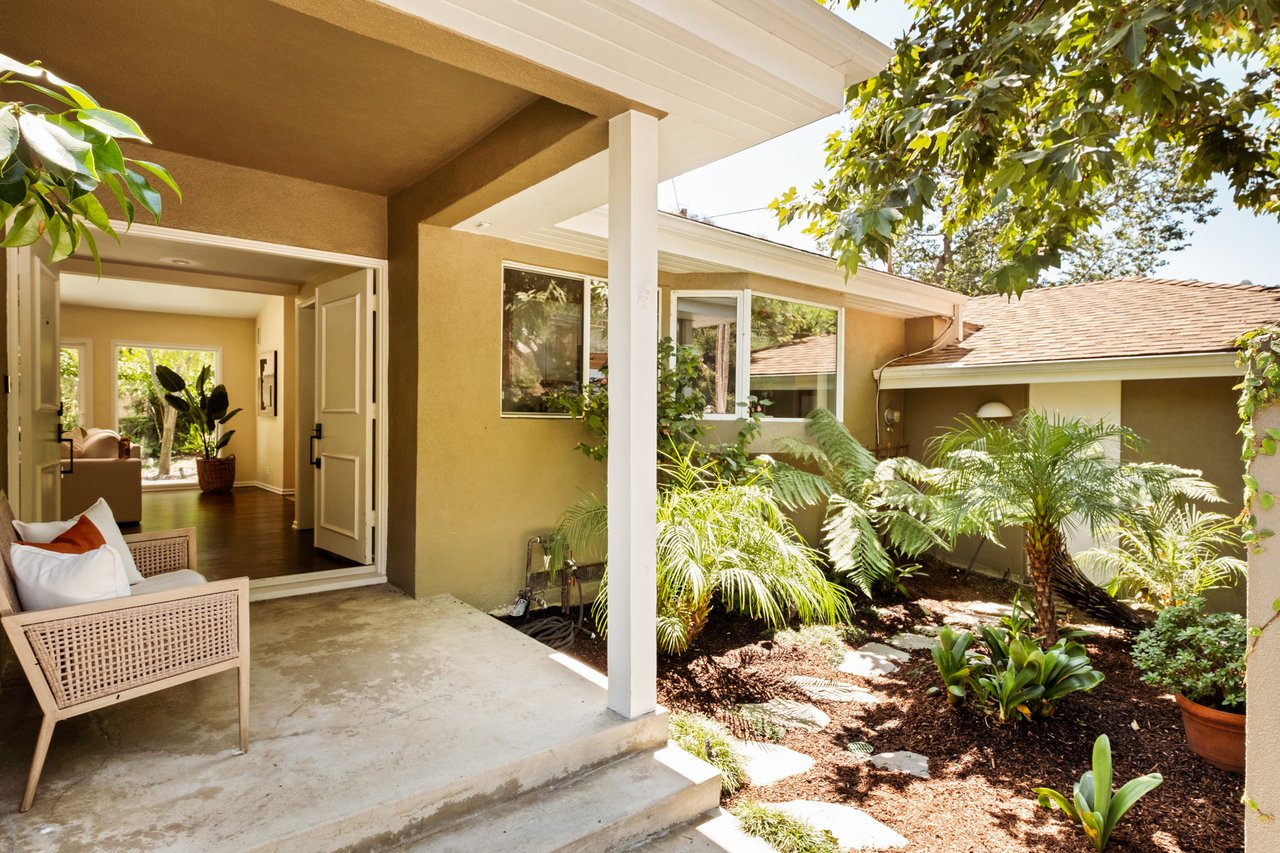 3588 Mandeville Canyon Road, Brentwood