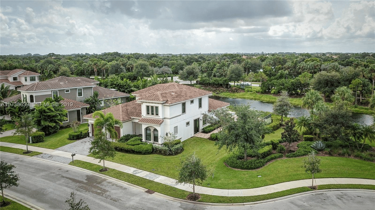 10120 Red Bay Dr