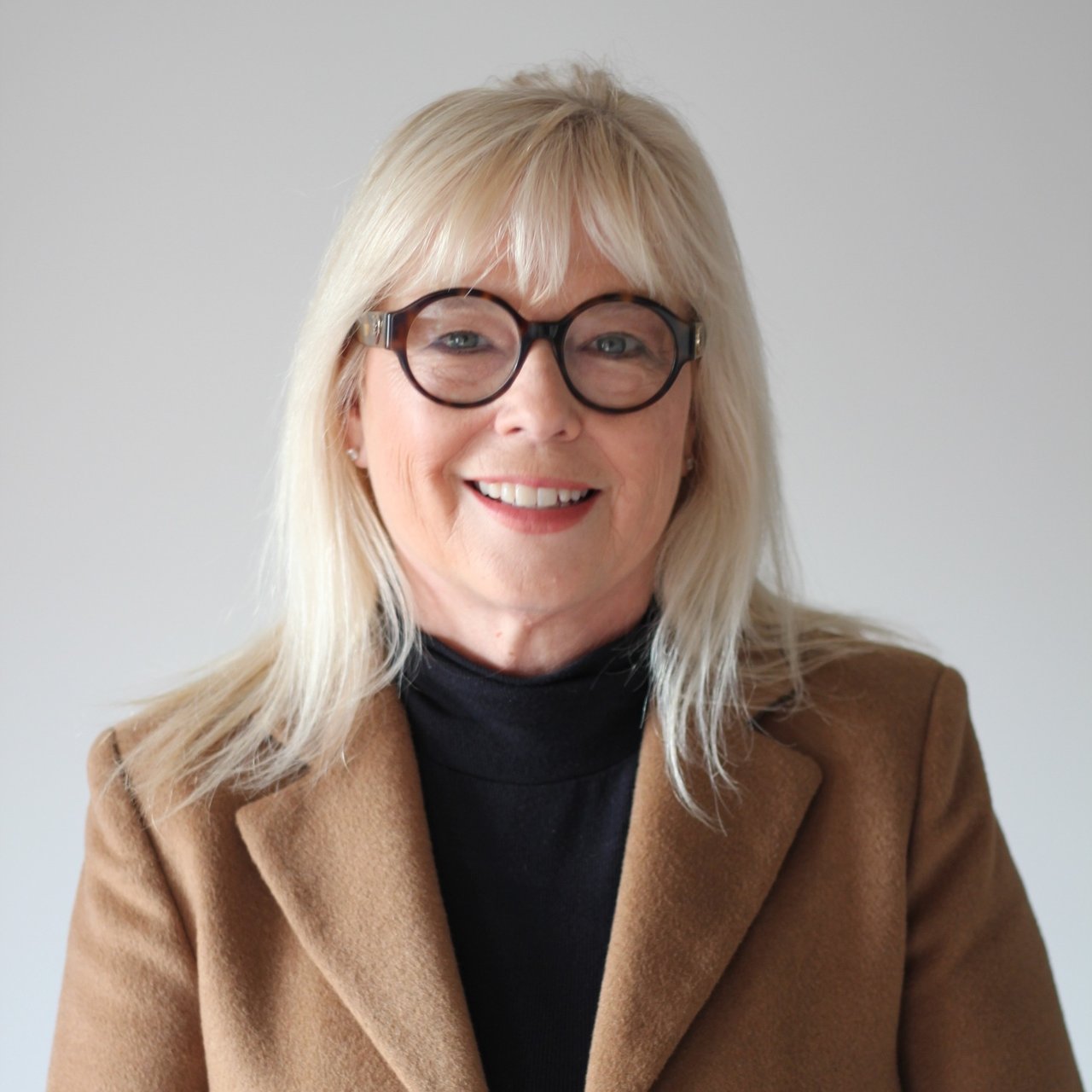 Kana Steinmeyer Lee's Summit, MO Real Estate Agent Headshot