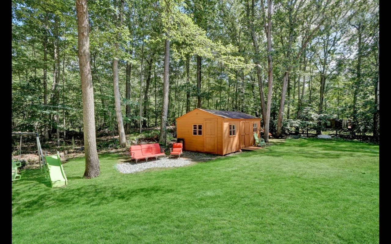 11 Cliff Ct