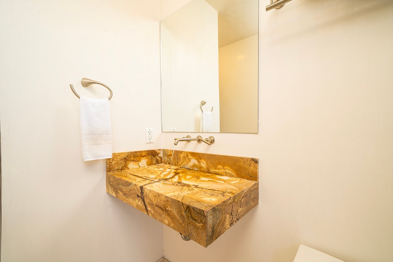 Casa Todo Bien and Guest House