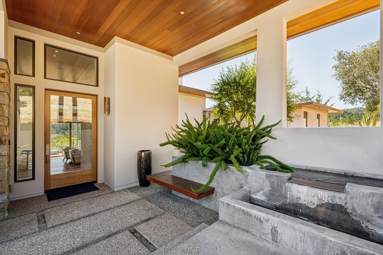 7536 Canada Vista Way