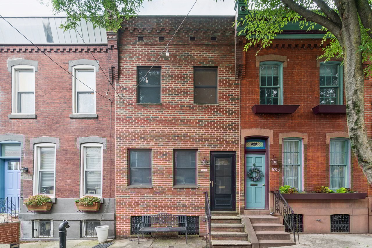 857 N Taylor Street
