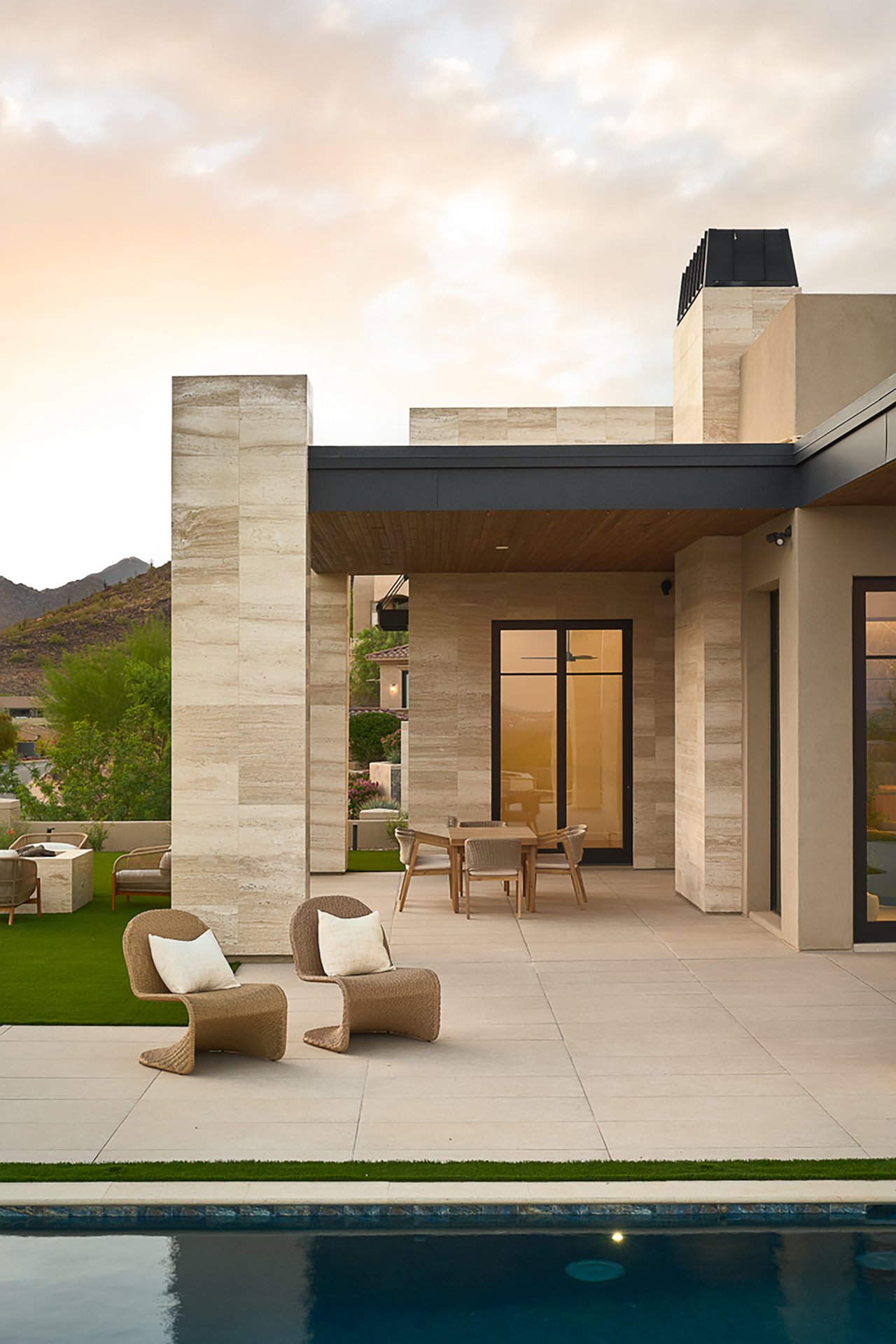 9619 N SOLITUDE Canyon