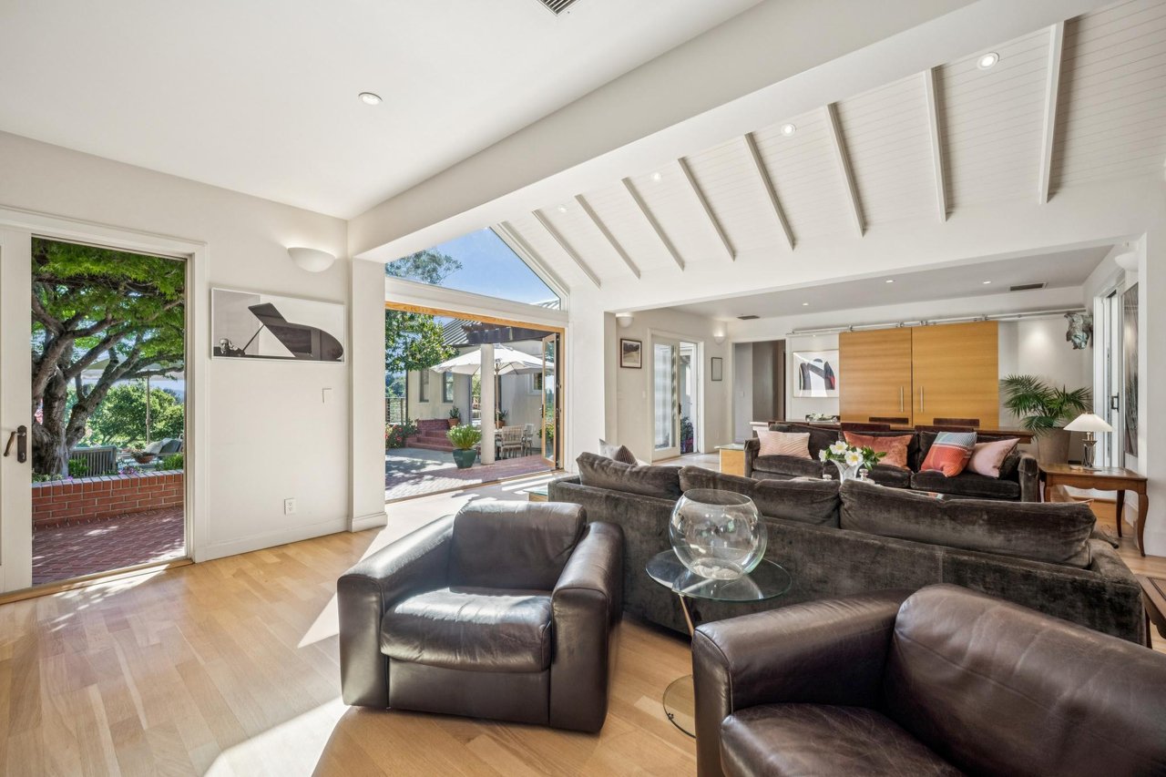 10 Maoli Drive, San Rafael